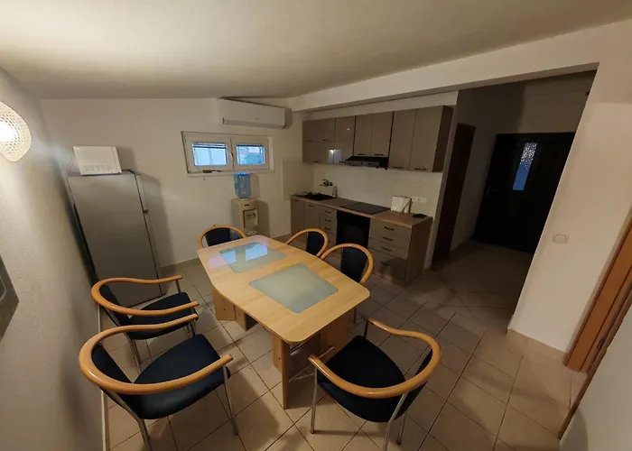 Appartement Maja Vir