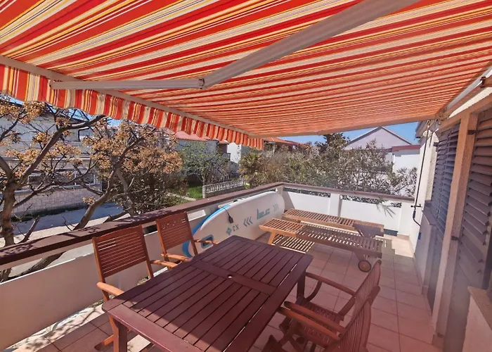 Appartement Maja Vir