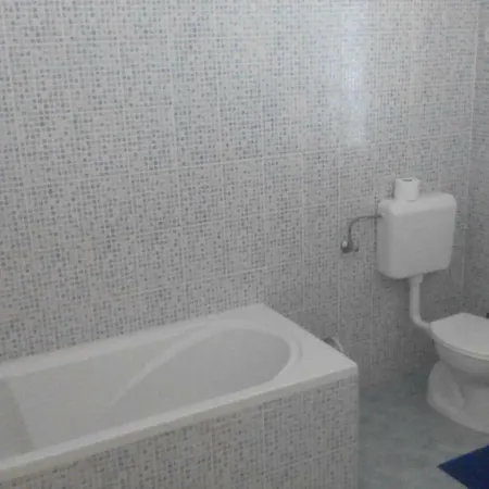 Maja Apartment Vir